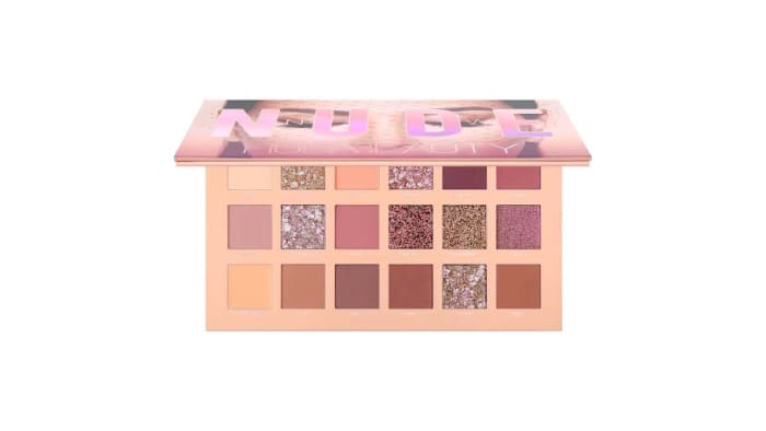 HUDA Beauty new nude eyeshadow palette